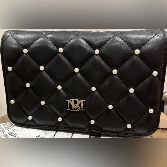 NWT Badgley Mischka Diamond Quilted Crossbody - Picture 3 of 10